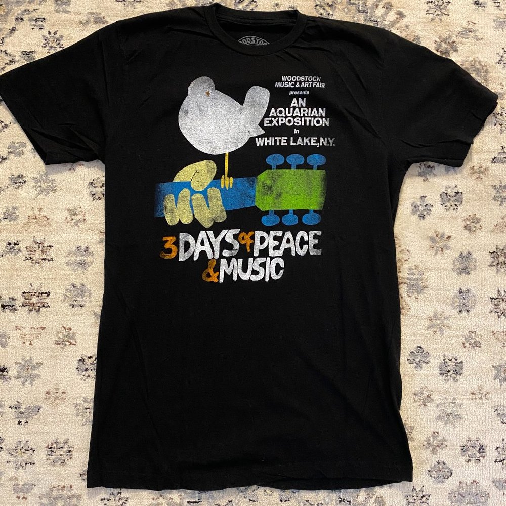 Gently Used Men's Black Woodstock Medium T Shirt